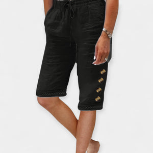 Bethany - Knapdetaljer Dame Knælange Shorts Med