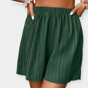 Amara - Elastisk Talje Dame Plisserede Shorts